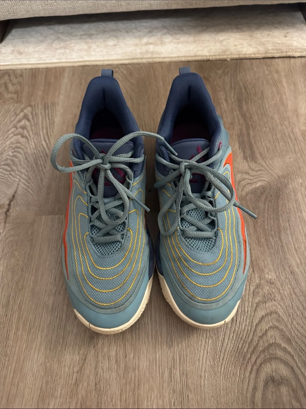 Nike Boys Youth basketball shoes-Liam Maverick Eva